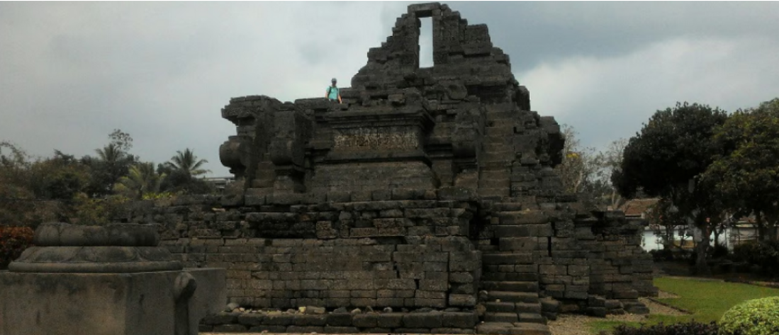 Sewa Mobil Dari Surabaya Ke Candi Jago