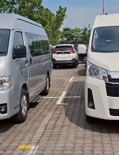Perbedaan Hiace Commuter Dengan Premio