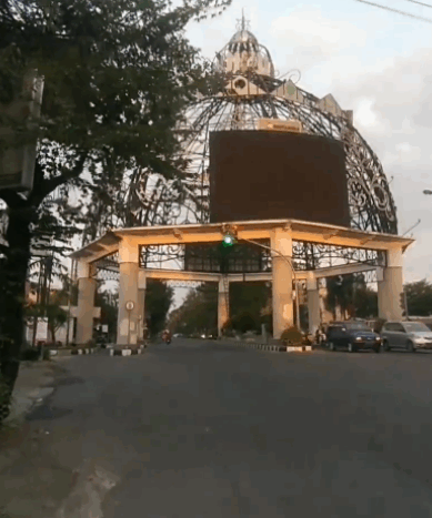 Sewa Mobil Surabaya Solo
