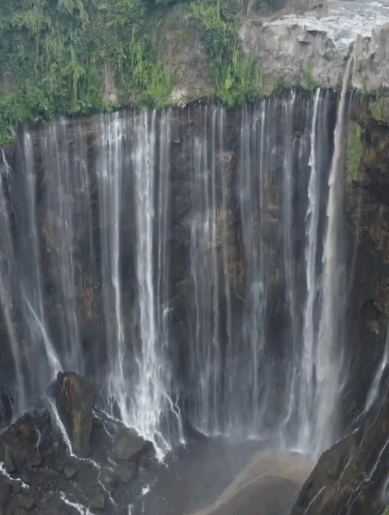 Sewa Mobil Dari Surabaya Ke Tumpak Sewu Lumajang